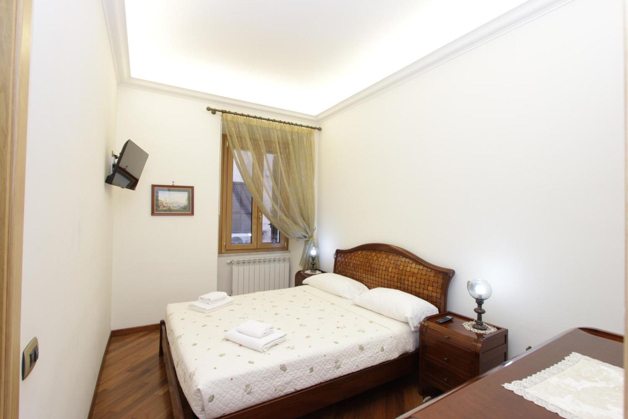 Apartment Modena Flat Rome
