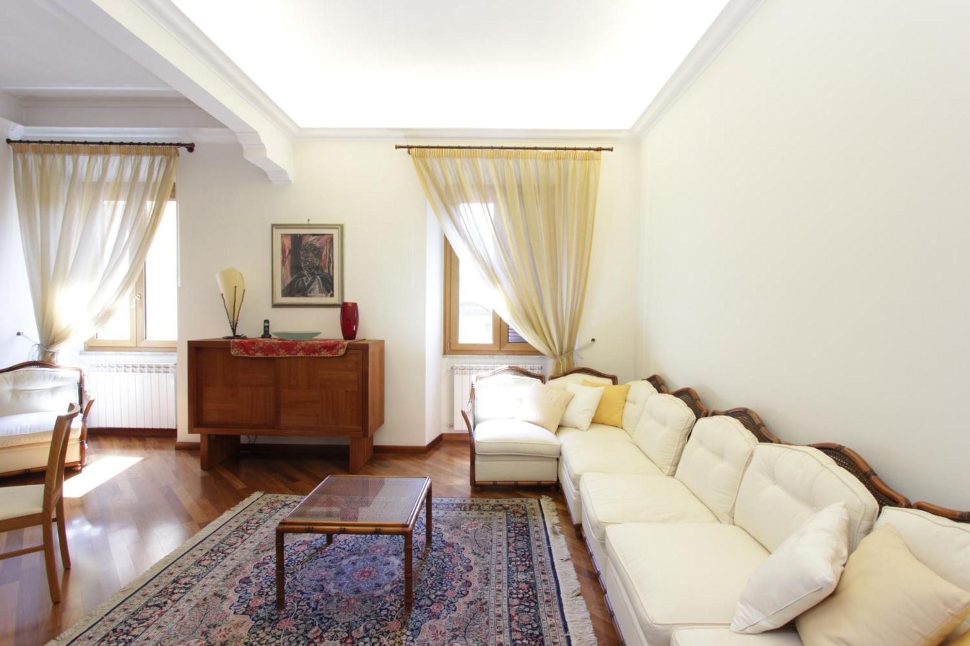 Modena Flat Rome