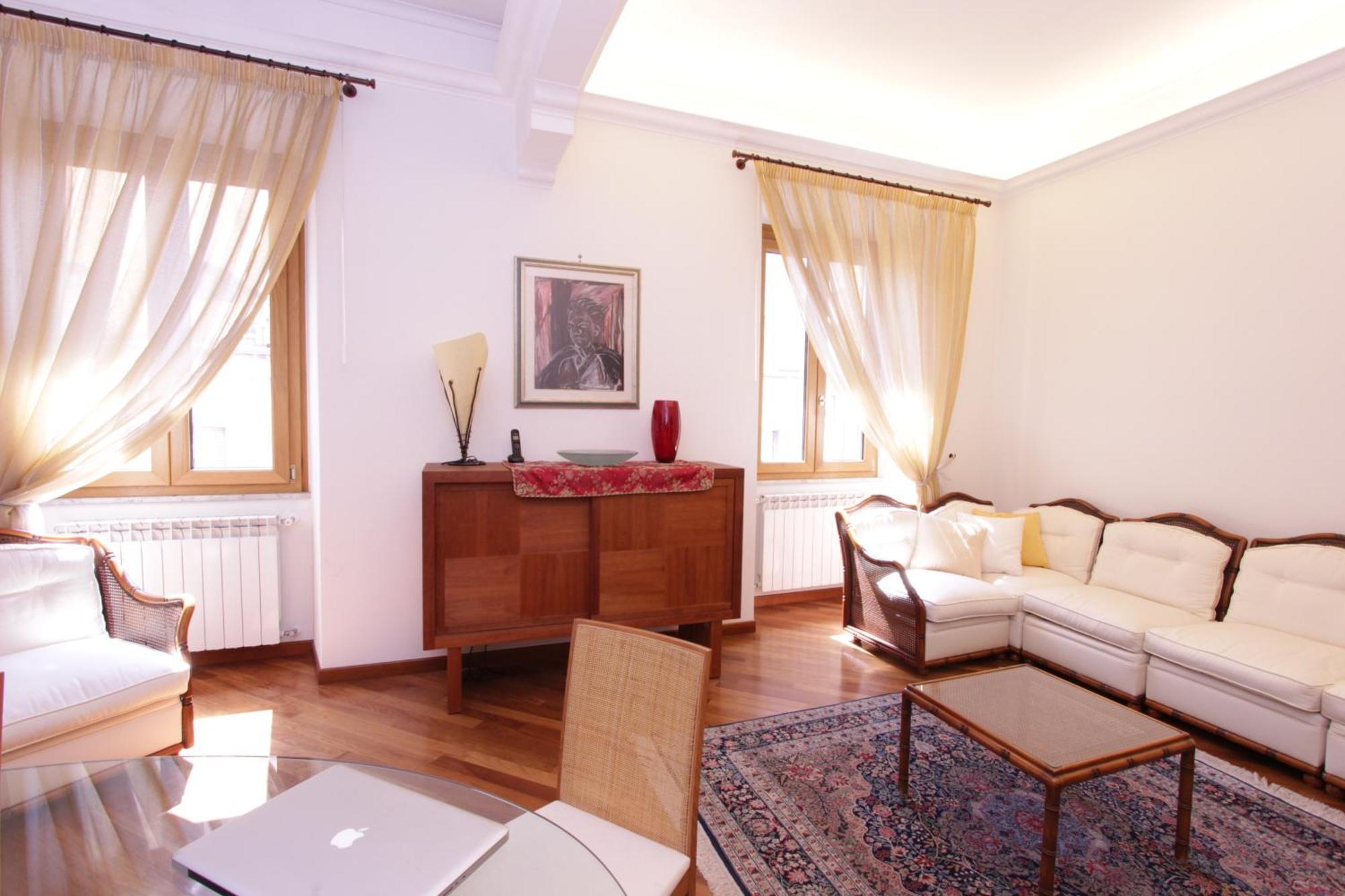 Modena Flat